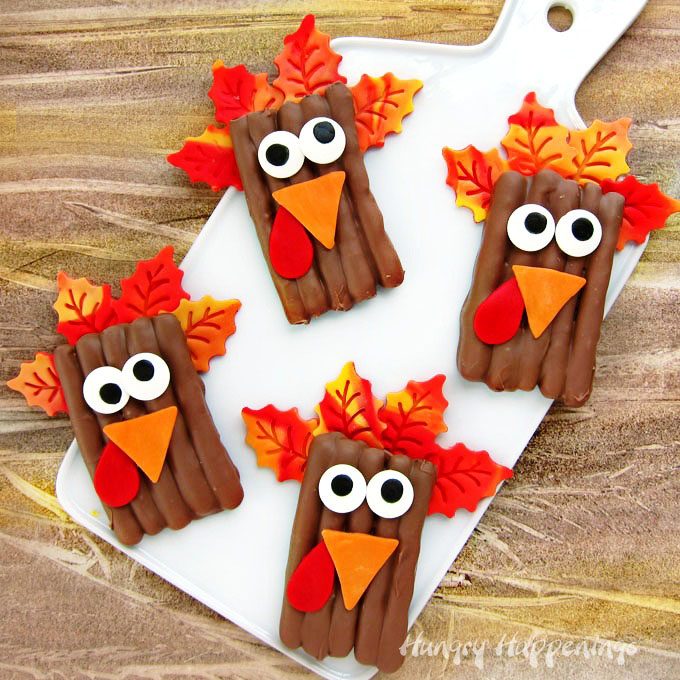 Chocolate Pretzel Turkeys Hungry Happenings