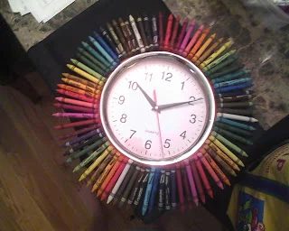 Here are 25 Handmade clock options for kids' rooms that range from adorable to ultra cool. You'll find a clock on this list that's well fitted for your kid's room! 25 Handmade Cloc