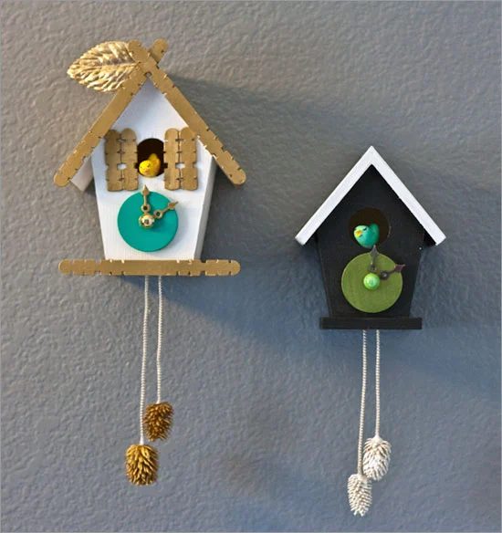 Here are 25 Handmade clock options for kids' rooms that range from adorable to ultra cool. You'll find a clock on this list that's well fitted for your kid's room! 25 Handmade Cloc