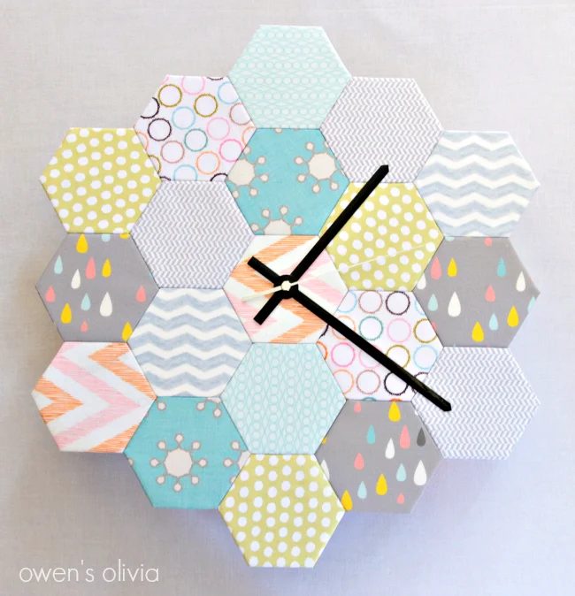Here are 25 Handmade clock options for kids' rooms that range from adorable to ultra cool. You'll find a clock on this list that's well fitted for your kid's room! 25 Handmade Cloc