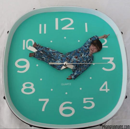 Here are 25 Handmade clock options for kids' rooms that range from adorable to ultra cool. You'll find a clock on this list that's well fitted for your kid's room! 25 Handmade Cloc
