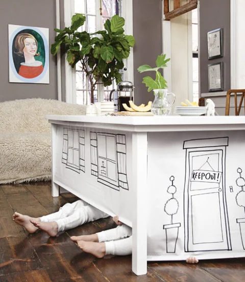 Summertime is well fitted for fort building. Elaborate or direct, kids love a great secret hideaway. Here are 25 Handmade forts for inspiration. 25 Handmade Forts to Build With You