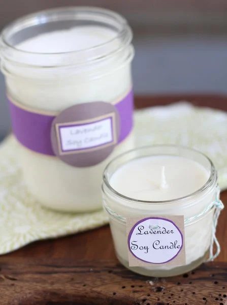 Essential oils can help you make the well fitted present for anyone on your list! Need some inspiration? Here are 25 Handmade gifts to make with essential oils. 25 Handmade Gifts T