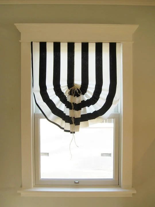 handmade round striped window treatment, Apartment Therapy