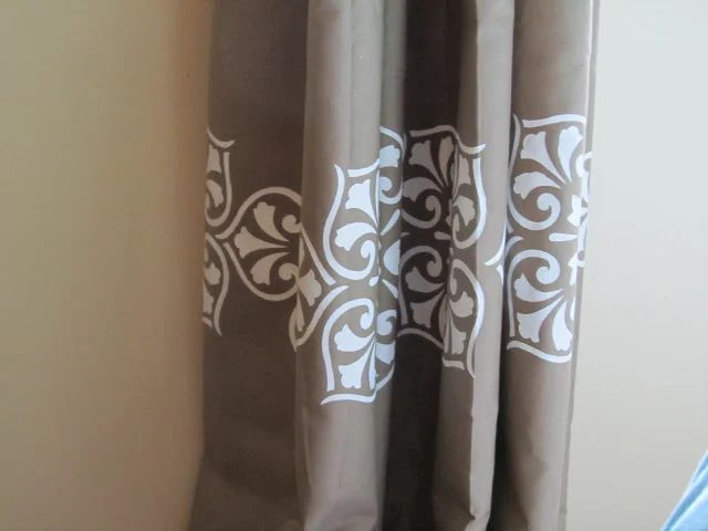 no sew painted patterned drapes, The Hand-me-down House on Bekob