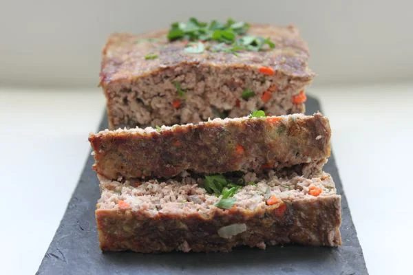 Freezer meals are so convenient to have on hand for busy days and late nights! Try these straightforward 25 Paleo freezer recipes that are both healthy and delicious. 25 straightfo