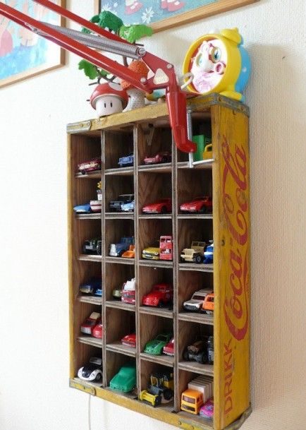 Toys are one thing that are hard to keep organized. Small pieces make it a bit of a job. If you need some inspiration try one of these 25 Fun Toy Storage options - Tipsaholic, #sto