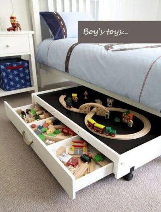 Toys are one thing that are hard to keep organized. Small pieces make it a bit of a job. If you need some inspiration try one of these 25 Fun Toy Storage options - Tipsaholic, #sto
