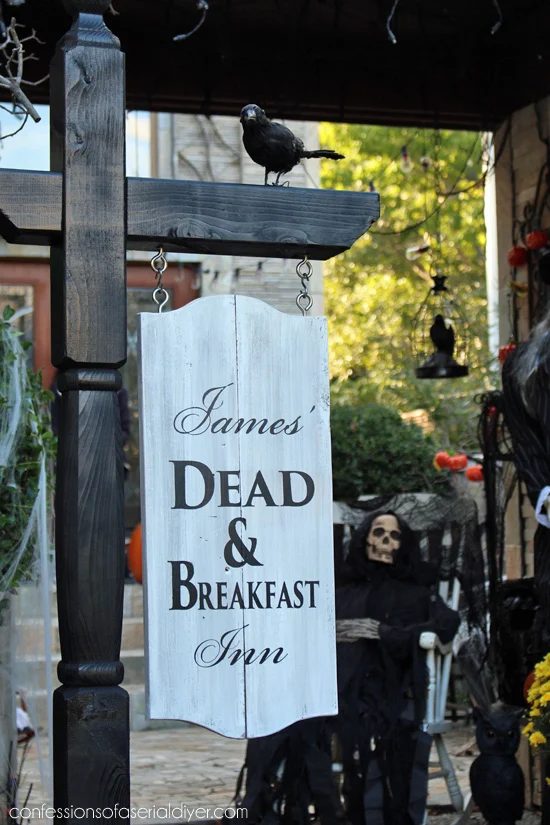 Dead Breakfast Inn Halloween Sign Confessions Of A Serial DIYer