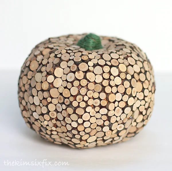 Dollar Store Wood Slice Pumpki