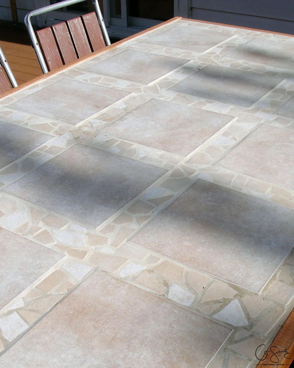 Handmade Tile and Mosaic tile table top on upcycled patio table frame by Q-Schmitz featured on @Bekob