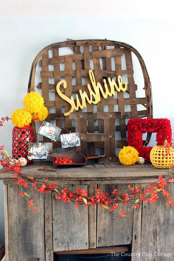 Spring Mantel Decorating options