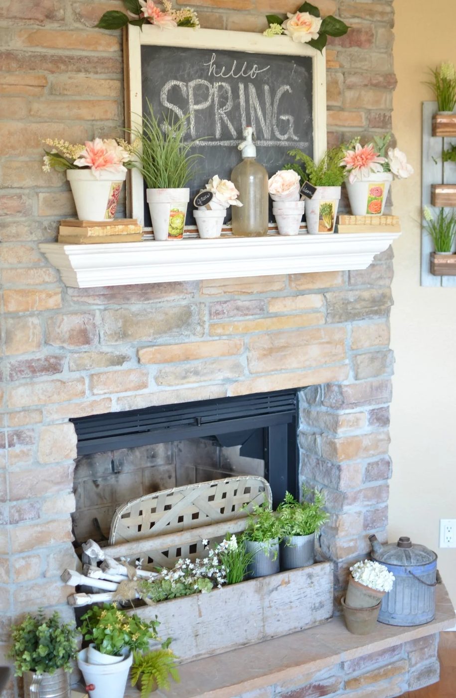 Vintage Farmhouse Spring Mantel 10