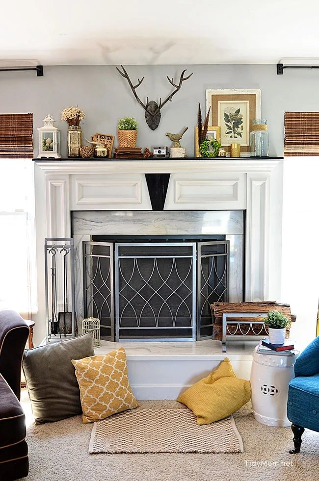 Spring Mantle And Family Room At TidyMom.net