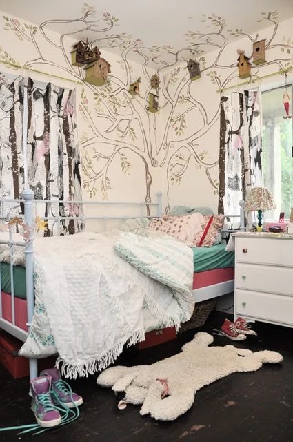 straightforward creative wall painting options, outline tree mural in corner of kids bedroom