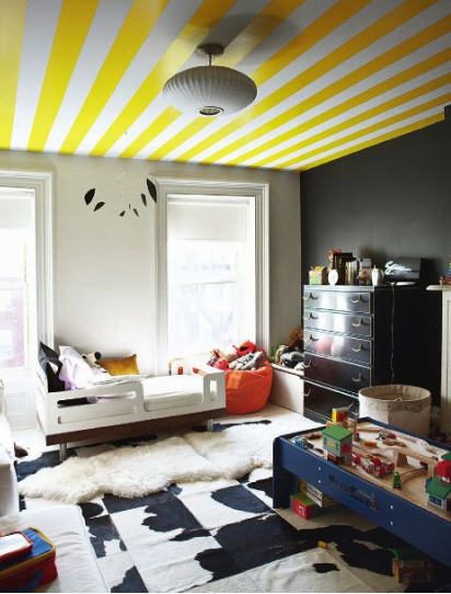 yellow-striped-ceiling
