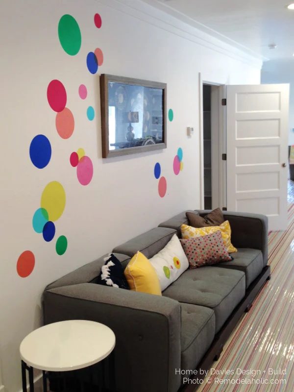 direct Painting options For Walls, Multicolor Overlapping Circle Bubble Polka Dot Accent Wall For Living Room, Bekob UVPH15 H27