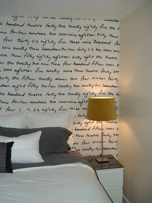 text on walls again