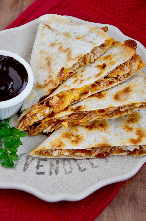 Quesadillas are so straightforward to make and your whole family will love eating them for lunch or dinner. Here are delicious 25 quesadilla recipes to try! 25 Quesadilla Recipes f