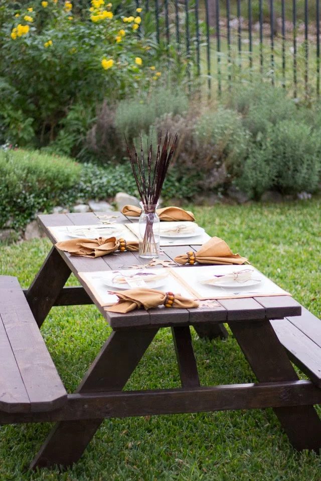 direct Thanksgiving Table Setting Design Improvised