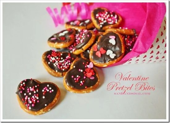 Valentine Pretzel Bites