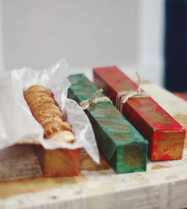Plastic Wrap Container as Cookie Box