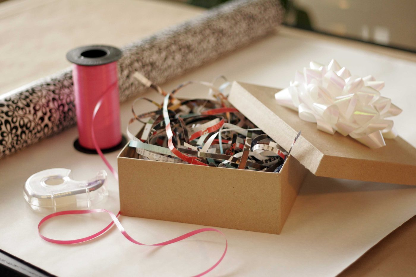 shredded magazine box filler