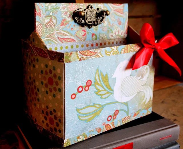beverage holder gift basket