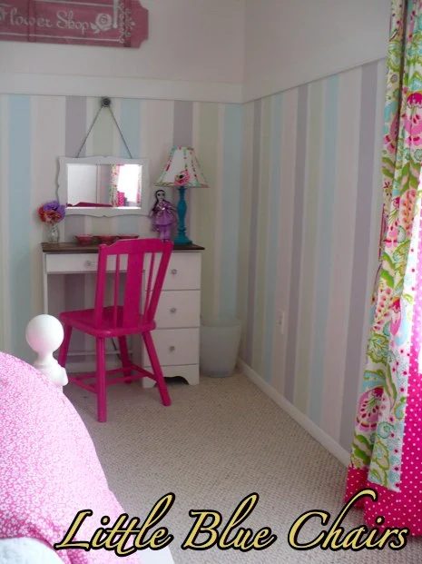 painted striped wainscoting, Little Blue Chairs on Bekob