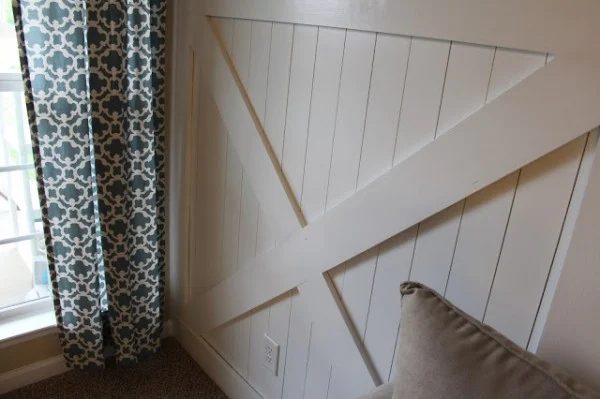 barn door wainscoting, Traci Monson on Bekob