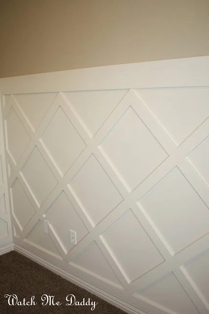 trellis wainscoting, Watch Me Daddy on Bekob