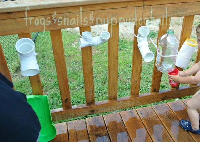 tipsaholic-handmade-water-wall-frogs-and-snails-and-puppy-dog-tail on Bekob
