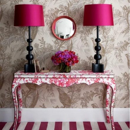 shabby magenta flash decor