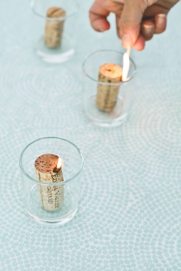 Do you save all of your wine corks? Here are 25 memorable wine cork Handmade options for you to try! 25 Wine Cork Handmade options via tipsaholic.com #wine #corks #handmade #projec