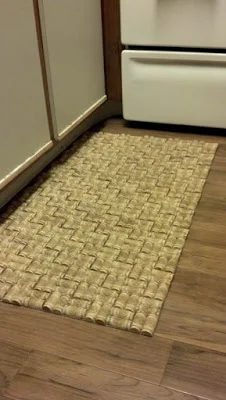 Do you save all of your wine corks? Here are 25 memorable wine cork Handmade options for you to try! 25 Wine Cork Handmade options via tipsaholic.com #wine #corks #handmade #projec