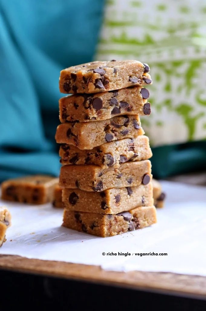 Sometimes you just want something sweet without having to turn on the oven. These 27 delicious no-bake desserts will hit the spot! 27 Scrumptious No-Bake Desserts via tipsaholic.co