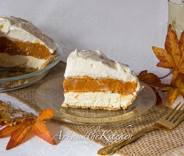 Sometimes you just want something sweet without having to turn on the oven. These 27 delicious no-bake desserts will hit the spot! 27 Scrumptious No-Bake Desserts via tipsaholic.co