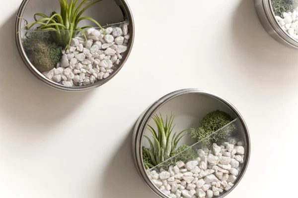 28 solid Handmade Magnet Projects
