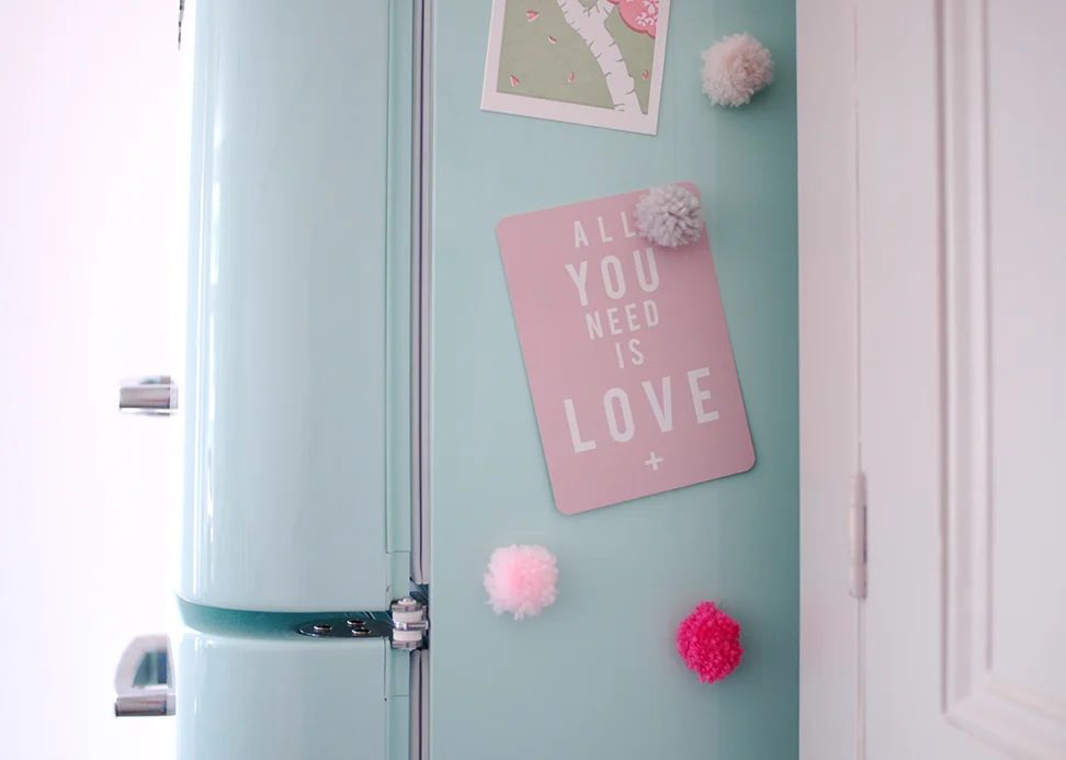 Looking for an straightforward and fun Handmade project to tackle on a slow weekend day? Try one of these 28 Handmade magnet projects, which would also make great gifts! 28 solid H