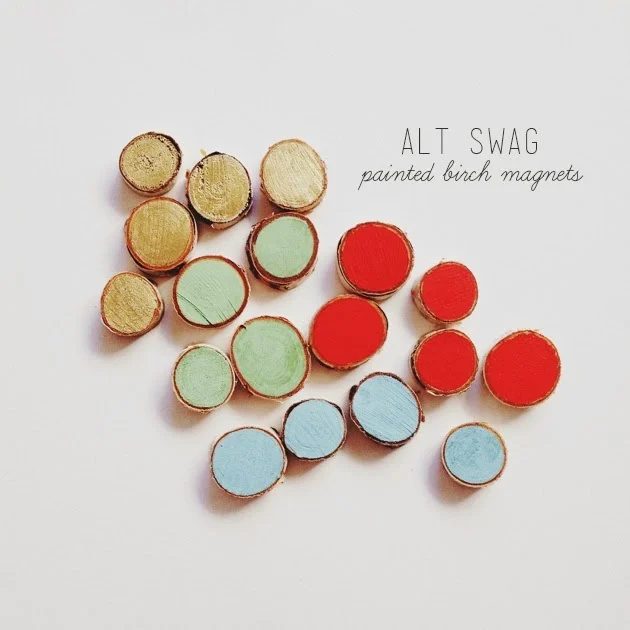 Looking for an straightforward and fun Handmade project to tackle on a slow weekend day? Try one of these 28 Handmade magnet projects, which would also make great gifts! 28 solid H