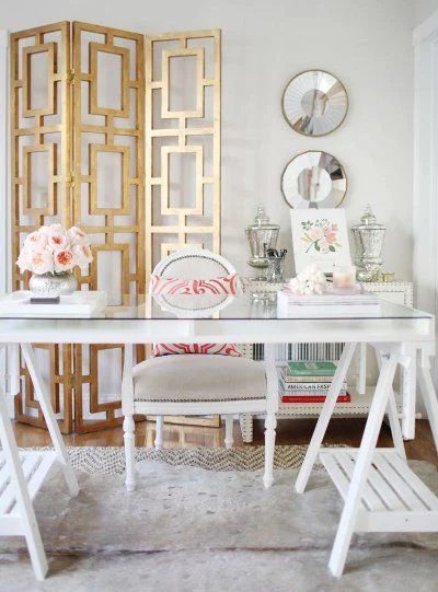 Build a unique room divider to add style to your space, free Handmade fretwork screen plans on #Bekob.