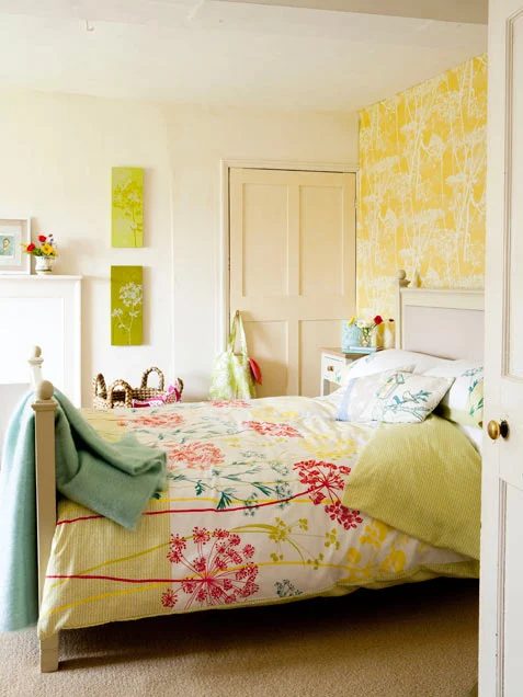 Refresh Restyle floral bedroom