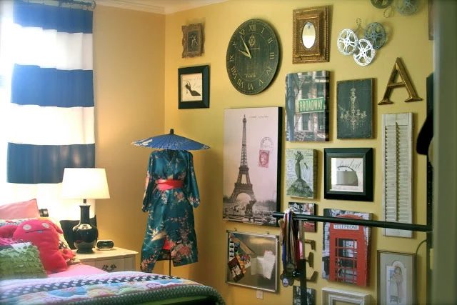 Bekob collage wall bedroom