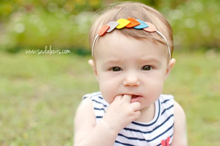 If you're tired of the same boring, store-bought stuff, try making your own Handmade hair accessories! Here're 30 of the best headbands, clips, bobbies and more. 30 Adorable Handma