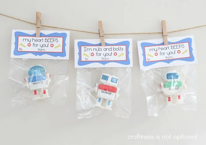 Sometimes there can be too much candy on Valentine's Day. Avoid too much sugar by gifting one of these 30 Clever Food-Free Valentines for Kids - tipsaholic, #valentines, #valentine