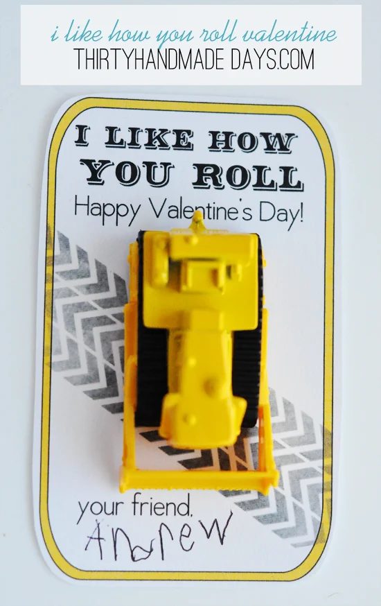 Sometimes there can be too much candy on Valentine's Day. Avoid too much sugar by gifting one of these 30 Clever Food-Free Valentines for Kids - tipsaholic, #valentines, #valentine