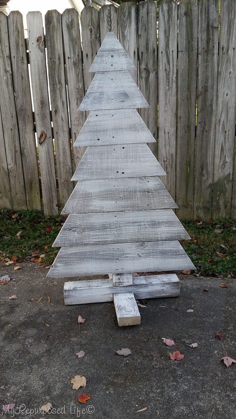 Wooden Whitewashed Indoor Outdoor Christmas Tree