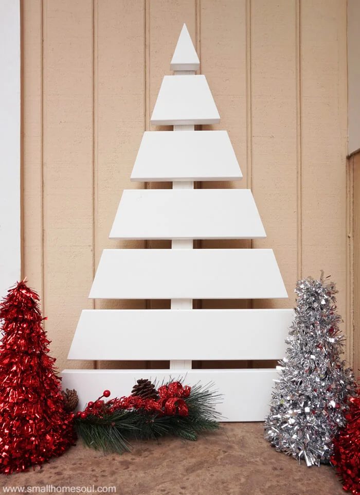 Wooden Christmas Tree Stage Www.smallhomesoul.com