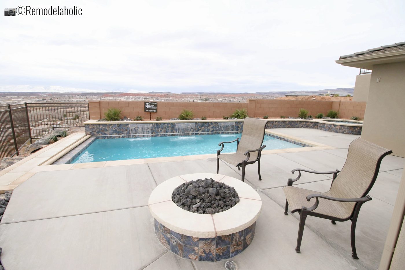 Fire pit by the pool to warm up around, SGPH 2019 House 01 La Vue Spacieux, Photo by Bekob