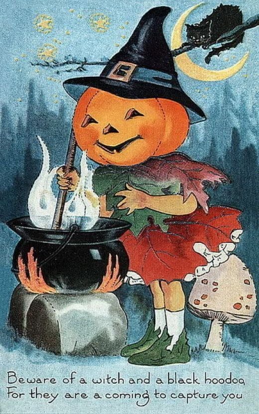 Add something fun and unique to your Halloween decor with one of these 30+ Free Printable Vintage Halloween Images featured on Bekob.com